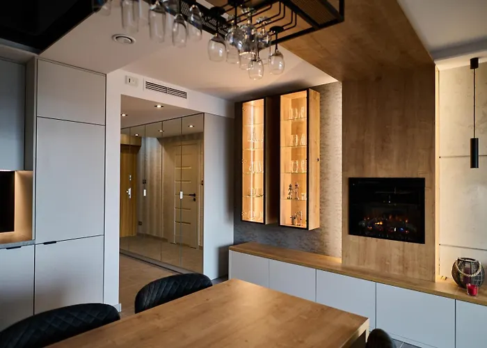 Easy Rent Apartments- Unia Art 130, Basen & Spa, Centrum Free Parking 24h Check-in