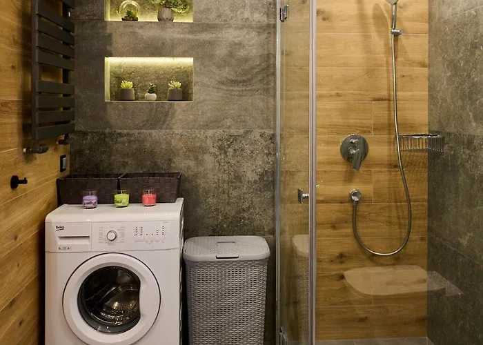 Easy Rent Apartments- Unia Art 130, Basen & Spa, Centrum Free Parking 24h Check-in Lublin